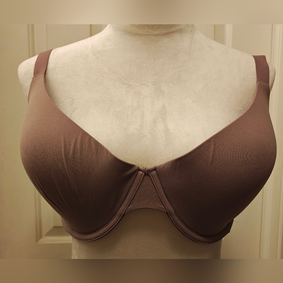 NWOT Skims Full Coverage Bra. - Picture 1 of 6